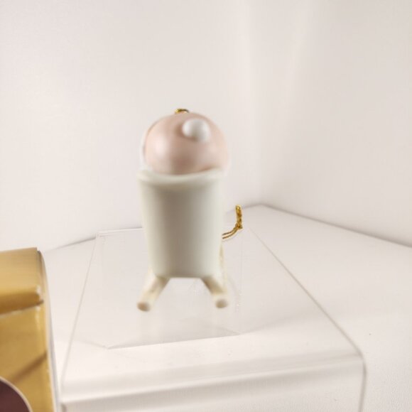 Precious Moments 1988 Baby’s First Christmas Bear Sleigh Ornament Enesco 115282 - Picture 6 of 9